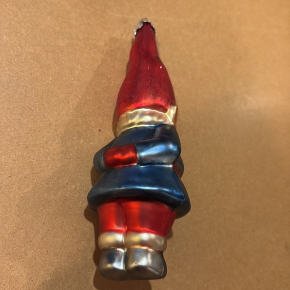 Gnome Glittery Xmas Ornament - Picture 3 of 3